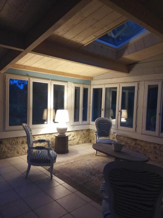 Ferienwohnung Tante Pim Neuilly-sur-Eure Exterior foto