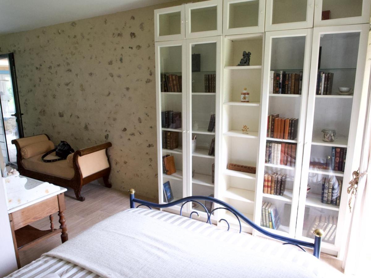 Ferienwohnung Tante Pim Neuilly-sur-Eure Exterior foto