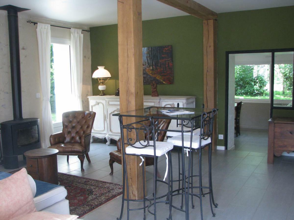 Ferienwohnung Tante Pim Neuilly-sur-Eure Exterior foto
