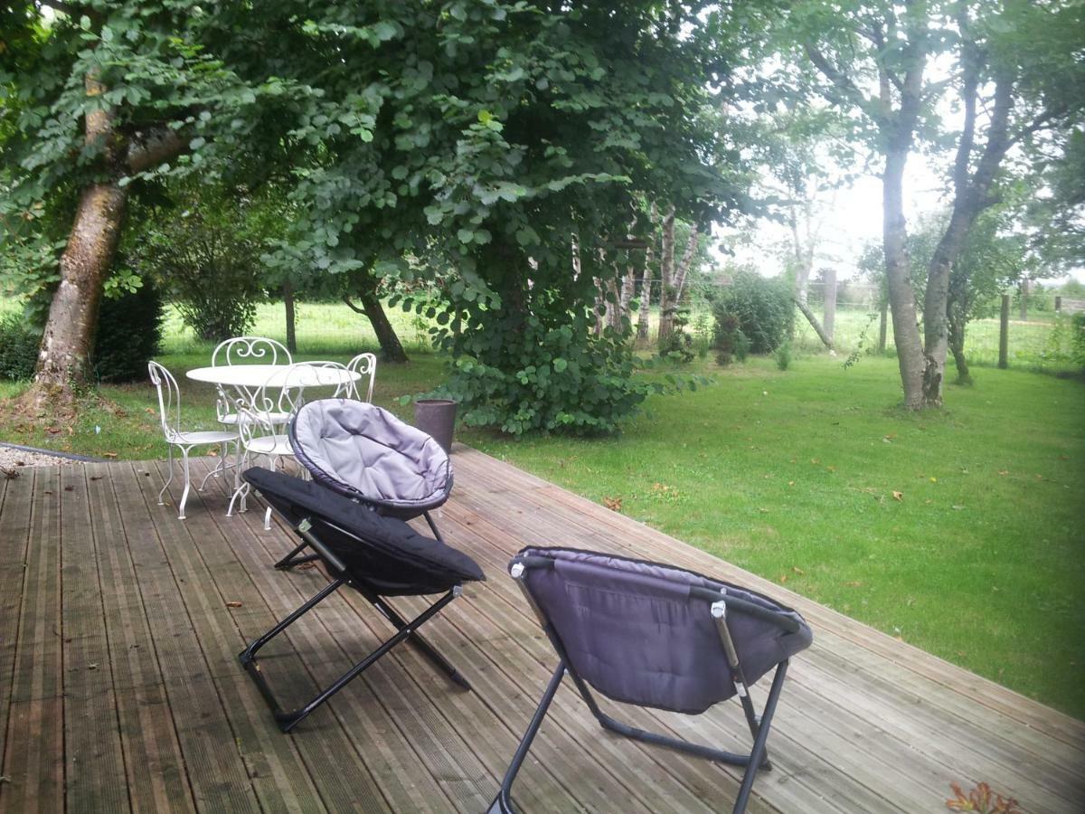 Ferienwohnung Tante Pim Neuilly-sur-Eure Exterior foto
