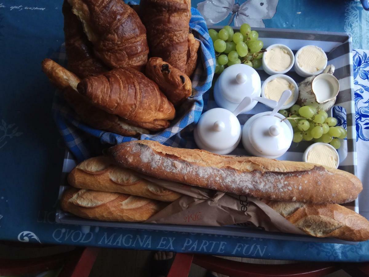 Ferienwohnung Tante Pim Neuilly-sur-Eure Exterior foto